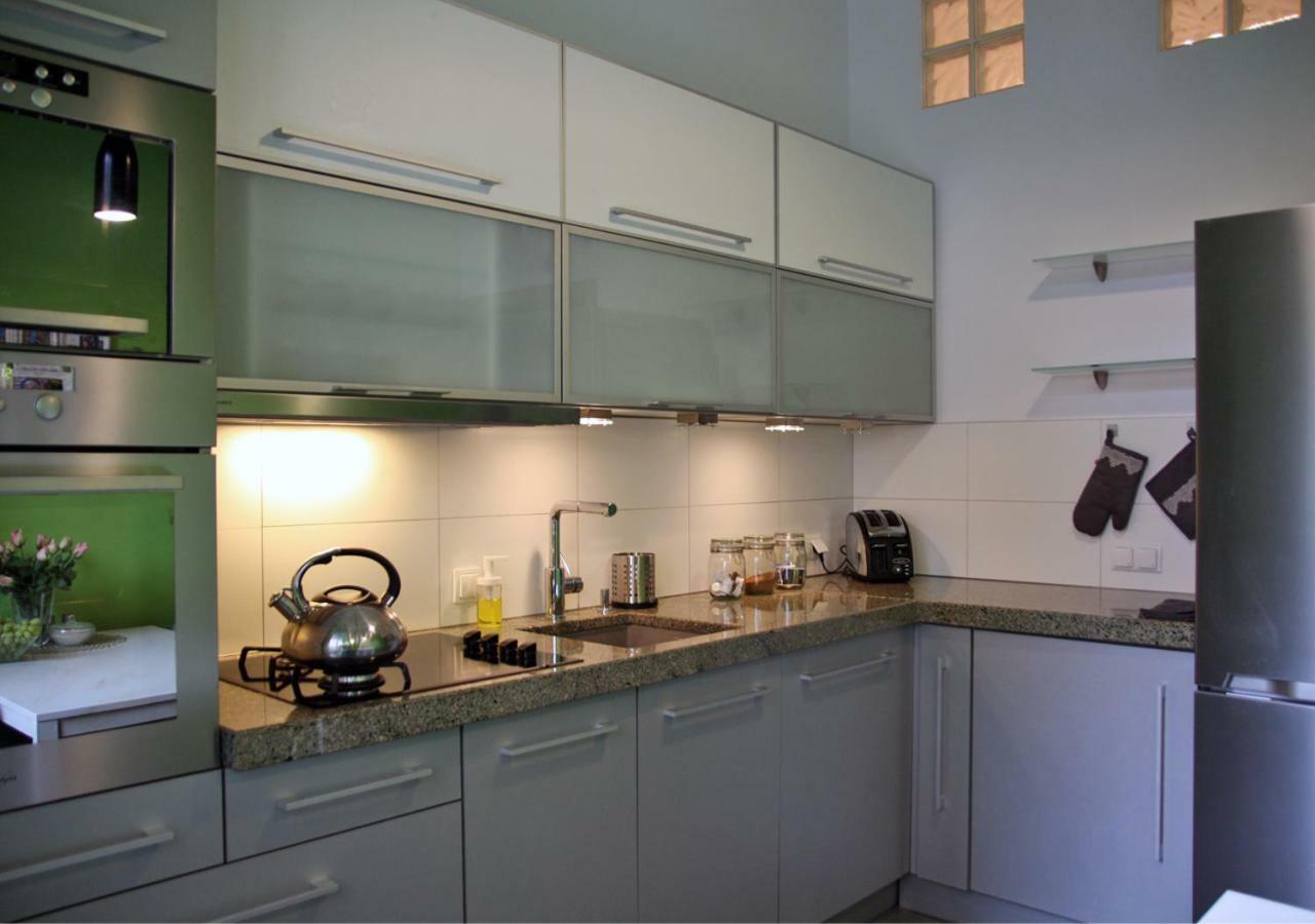 Marilyn Apartment